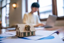 The Role of a Real Estate Lawyer in Home Buying