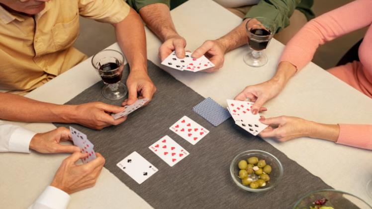 Common Mistakes New Players Can Make in Teen Patti & How to Avoid Them