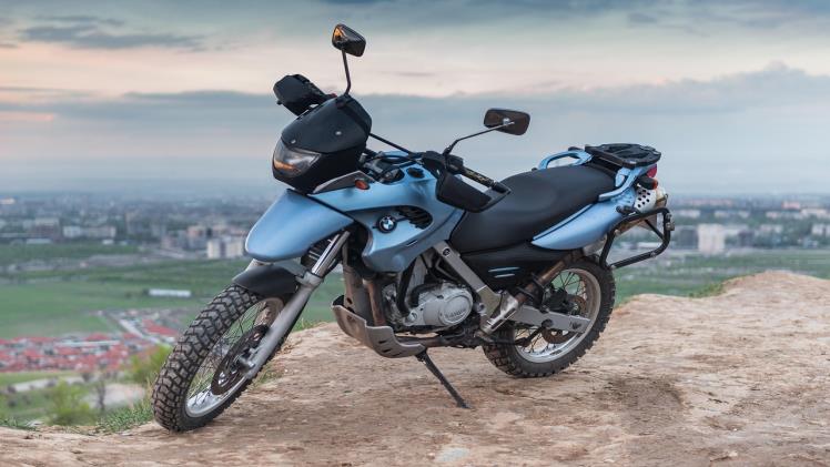 Motorcycle Rental Lisbon – The Best Way to Explore the City