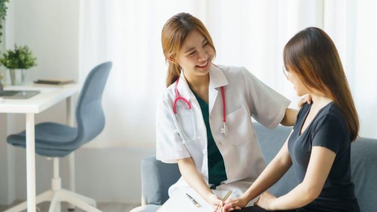 Common Women’s Health Issues Treated by a Gynaecologist in Singapore