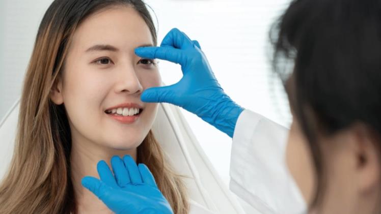 Plastic Surgeon Singapore Advice on Safe Multi-Procedure Surgeries