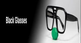How to Incorporate Black Glasses into Modern Outfits